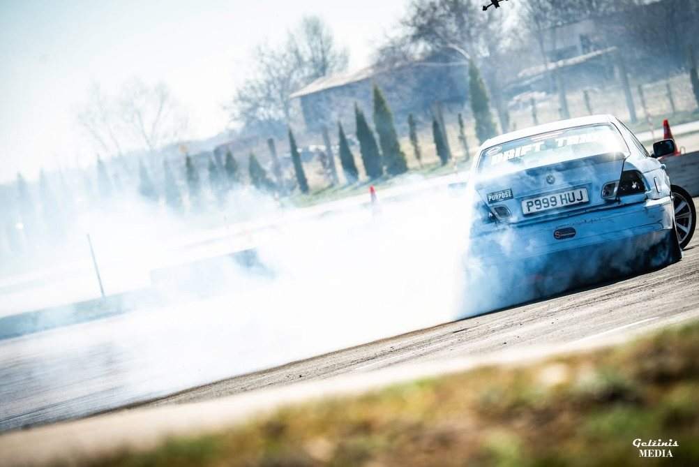 Lukas Stulga – NKTK drifto važiavimas, BMW E46 „Debesėlis" (sena) · nauja BMW E46 Coupe (1UZ)