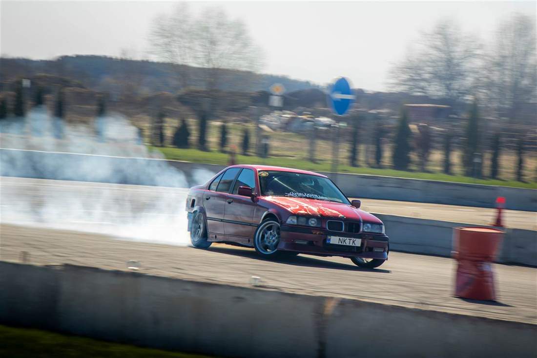 Rimgaudas Elvikis – NKTK drifto važiavimas, BMW E36 M54B25 (realus) · Mazda RX7-FC (SIM)