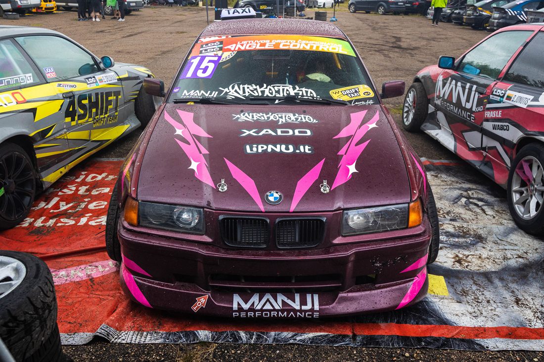 Vilius Prižgintas – NKTK drifto važiavimas, BMW E36 N52B30 (realus) · BMW E92 (SIM)