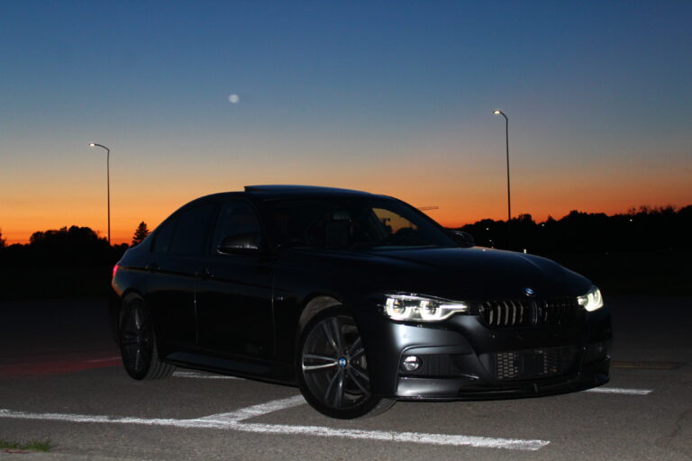BMW F30